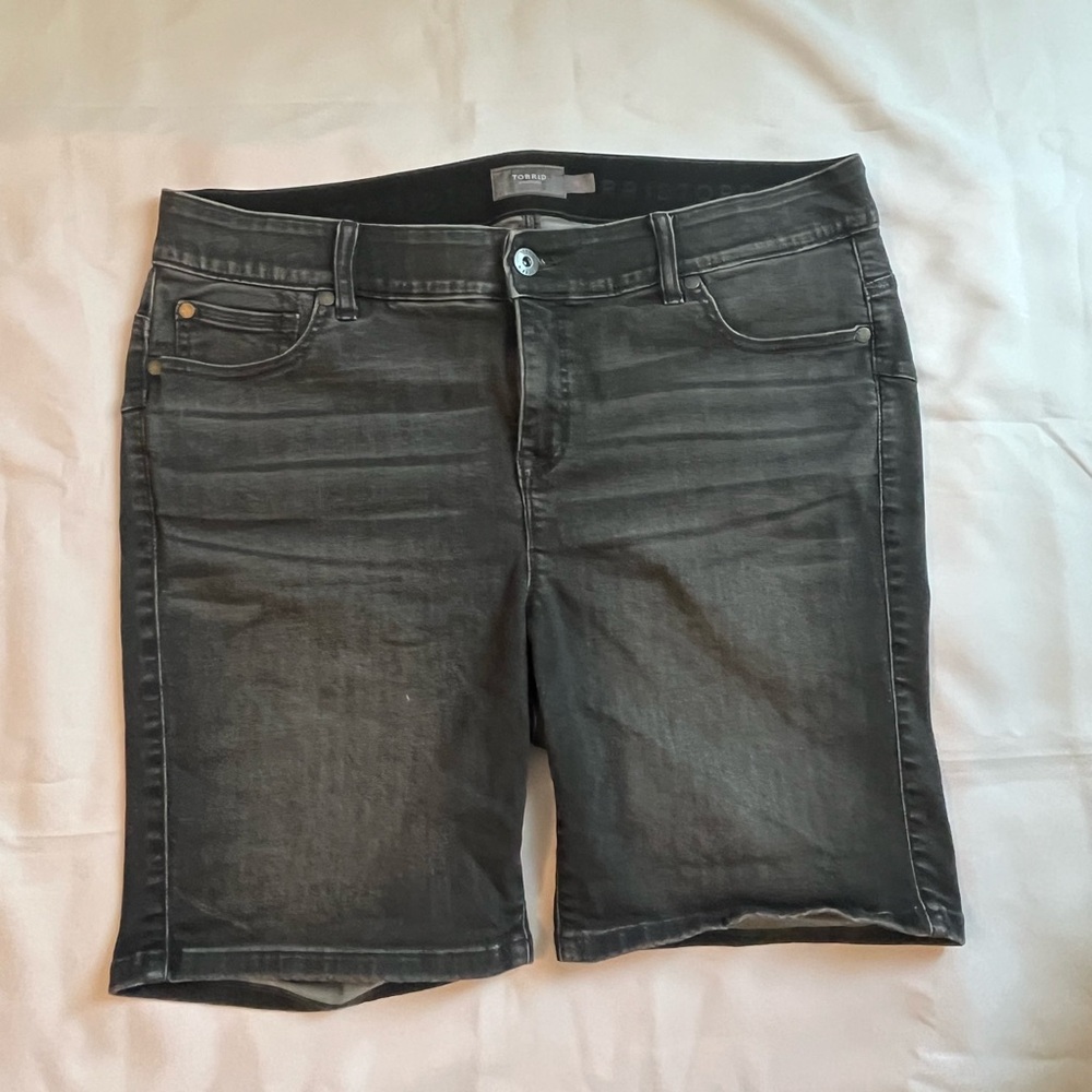 Torrid denim shorts